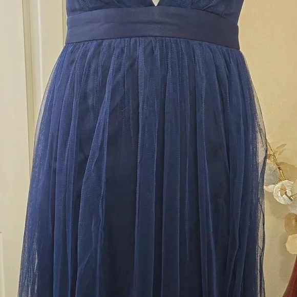 Windsor Formal Dress - Picture 5 of 9